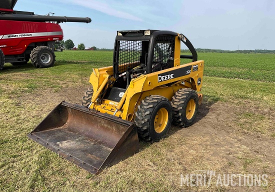 2007 John Deere 320