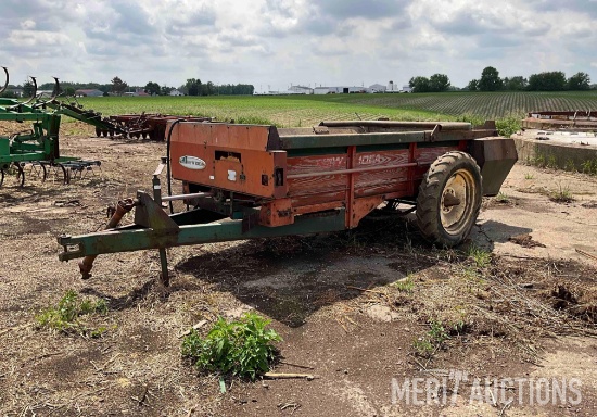 New Holland 217 PTO Manure Spreader