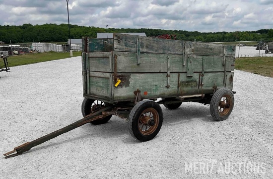 John Deere 10ft. 6in. Wooden Box Wagon