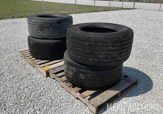 Set of (4) Michelin 445/50R22.5 Tires