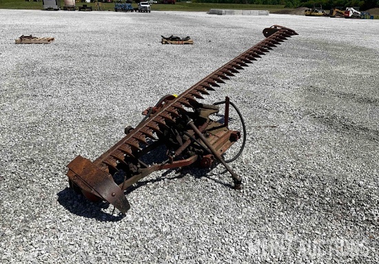 IH 1000 Drawbar Bar Mount 9ft. Sickle Bar Mower w/Rear Dolly Wheel