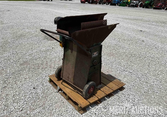 W-W Grinder Corp Corn Grinder