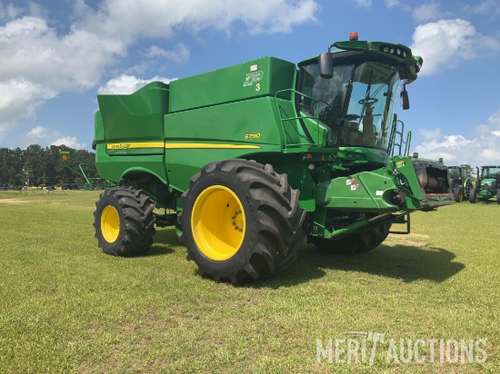 2020 John Deere S790 Combine