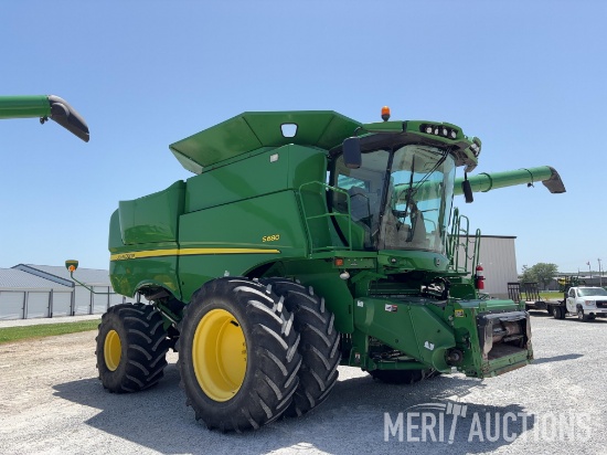 2013 John Deere S680 Combine