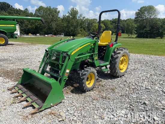 2010 John Deere 3320 Utility Tractor