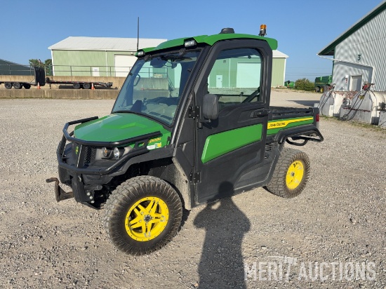 2023 John Deere 835R Gator Utility Vehicle