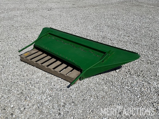 John Deere Combine Tailboard
