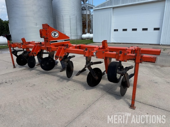 Tye Paratill 118-610 3pt 6-shank in-line ripper