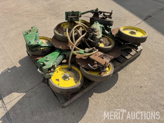 (8) John Deere planter lower row units