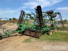 John Deere 726 Mulch Finisher