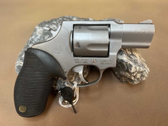 Taurus 450 .45 colt Revolver