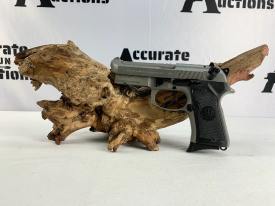 Beretta 92FS Compact L 9MM PARA
