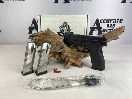 Springfield Armory XD-9 9MM