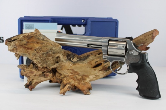 Smith & Wesson 686-5 .357 Mangum