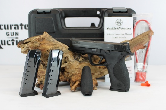 Smith & Wesson M&P 40 .40 S&W