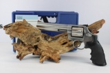 Smith & Wesson 686-5 .357 Mangum