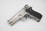 Smith & Wesson 5906 9mm