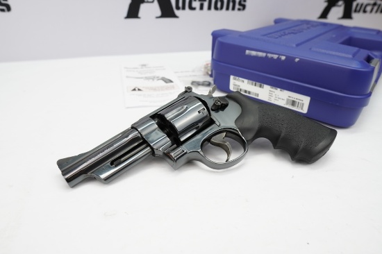 Smith & Wesson 27-9 .357 Magnum