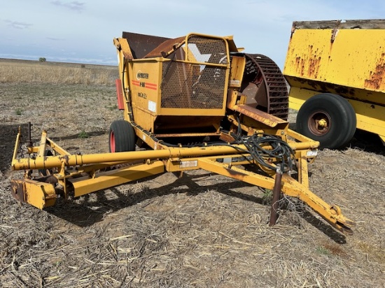 HAY BUSTER H-106 ROCK PICKER