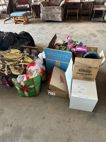 LARGE LOT OF HOUSEHOLD ITEMS