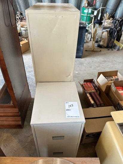 2 FILING CABINETS