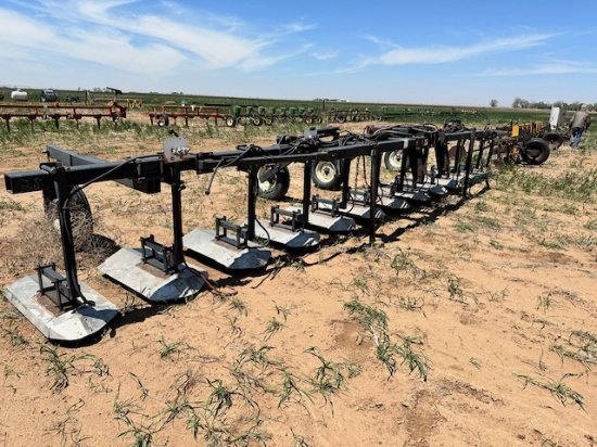 WYLIE 12 ROW SHIELDED SPRAYER