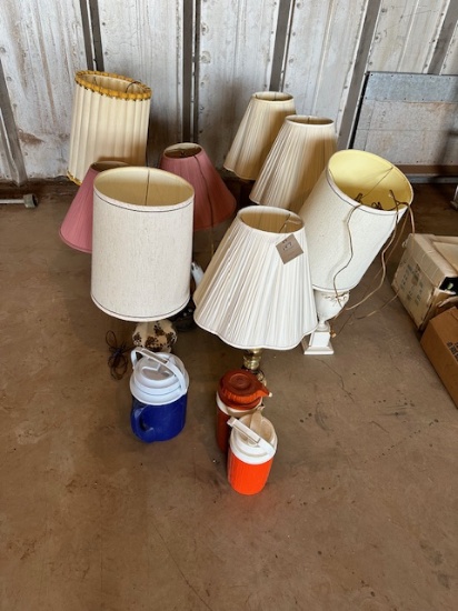 LARGE LOT OF LAMPS