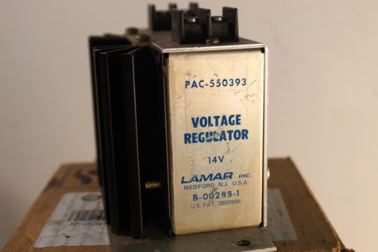 Lamar voltage regulator 14 vault PN PAC550393