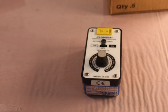 Omega thermocouple simulator model CL 300 degrees C