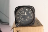 Bendix airspeed and Mach number indicator