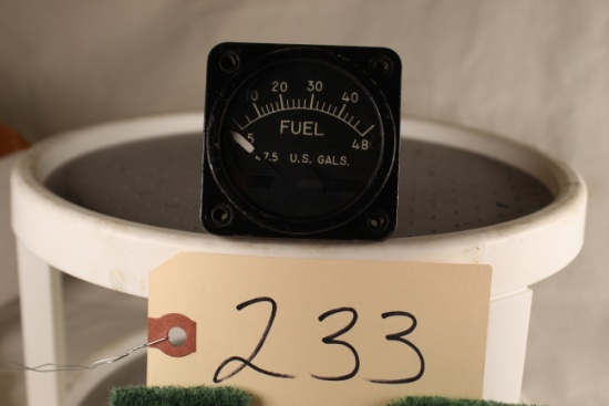 The liquidometer  Corp.  fuel quantity indicator PN EA102AN 134