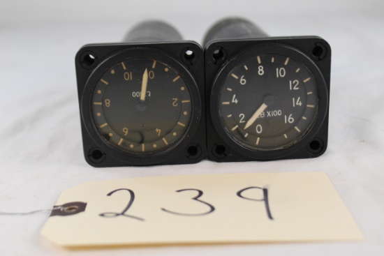LOT OF 2 SMITHS INDUSTRIES FUEL QUANTITY AMPLIFIER INDICATOR GAUGES