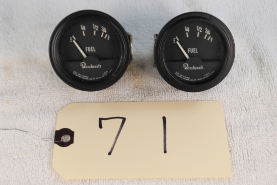 LOT OF 2 BEECHCRAFT FUEL GAUGES P/N 3090-26