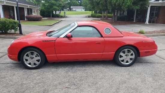 2002 Ford Thunderbird