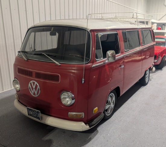 1970 Volkswagen Kombi Bus