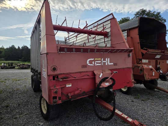 Forage wagon