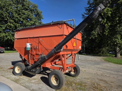 Gravity wagon