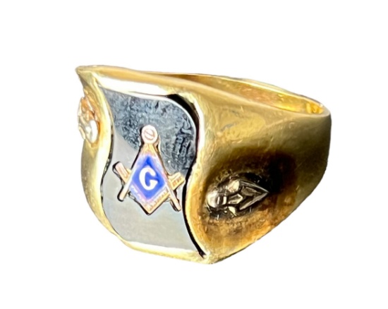 Vintage masonic Freemason 10 karat gold ring size 12