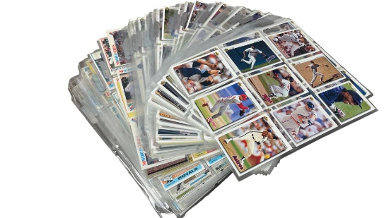 Vintage MLB Baseball Card Collection Lot