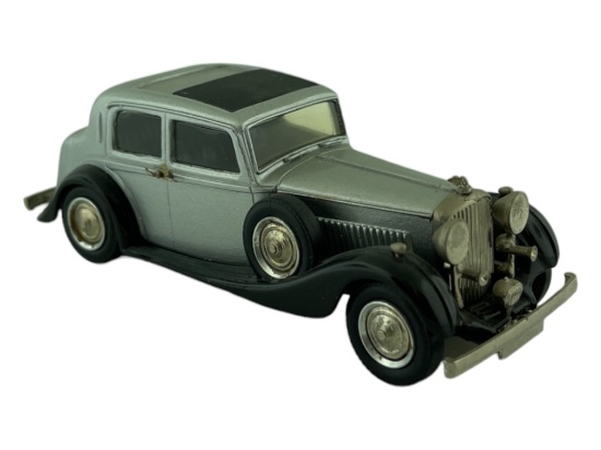 Vintage Model Car 1:43 Silver/Black Bentley Mulliner Pillarless Saloon 1936 Western Models