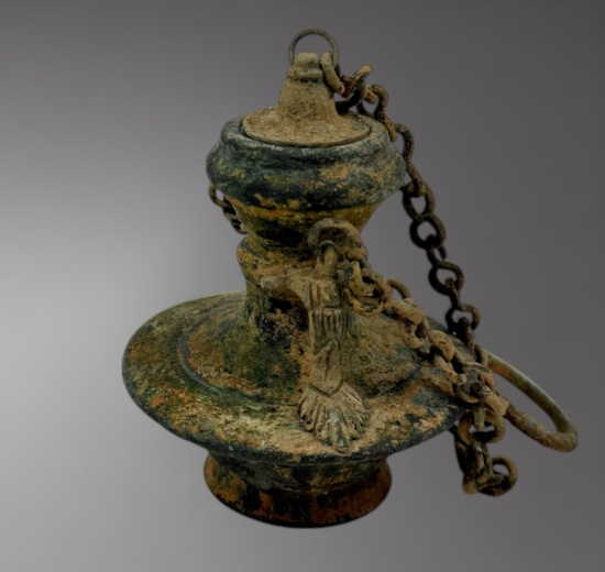 Roman Bronze Oil Lamp â€“ 1st Century AD