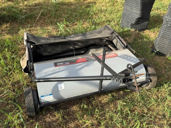 LAWN SWEEPER 22 CU FT