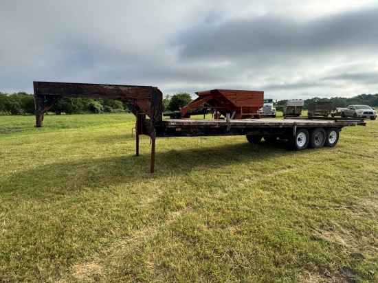 24FT TRIPLE AXLE FLATBED TRAILER