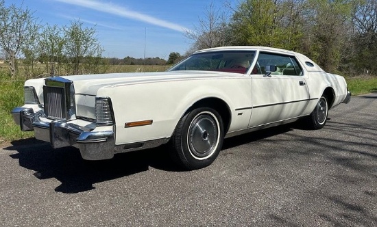 1975 Lincoln Continental 2 Door Coupe