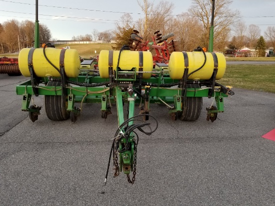 JD 1780 6 Row Liquid Corn Planter