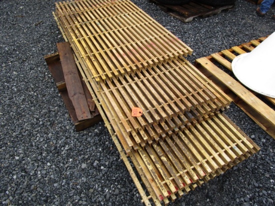 Pallet of Plastic Grating