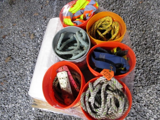 Pallet of Safety Harness Please Do Your Own Complete Inspection