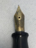 14K Gold Tip Fountain Pen and Desk Base Holder