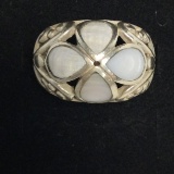 Antique Ladies Filigree and Mother Of Pearl Ring