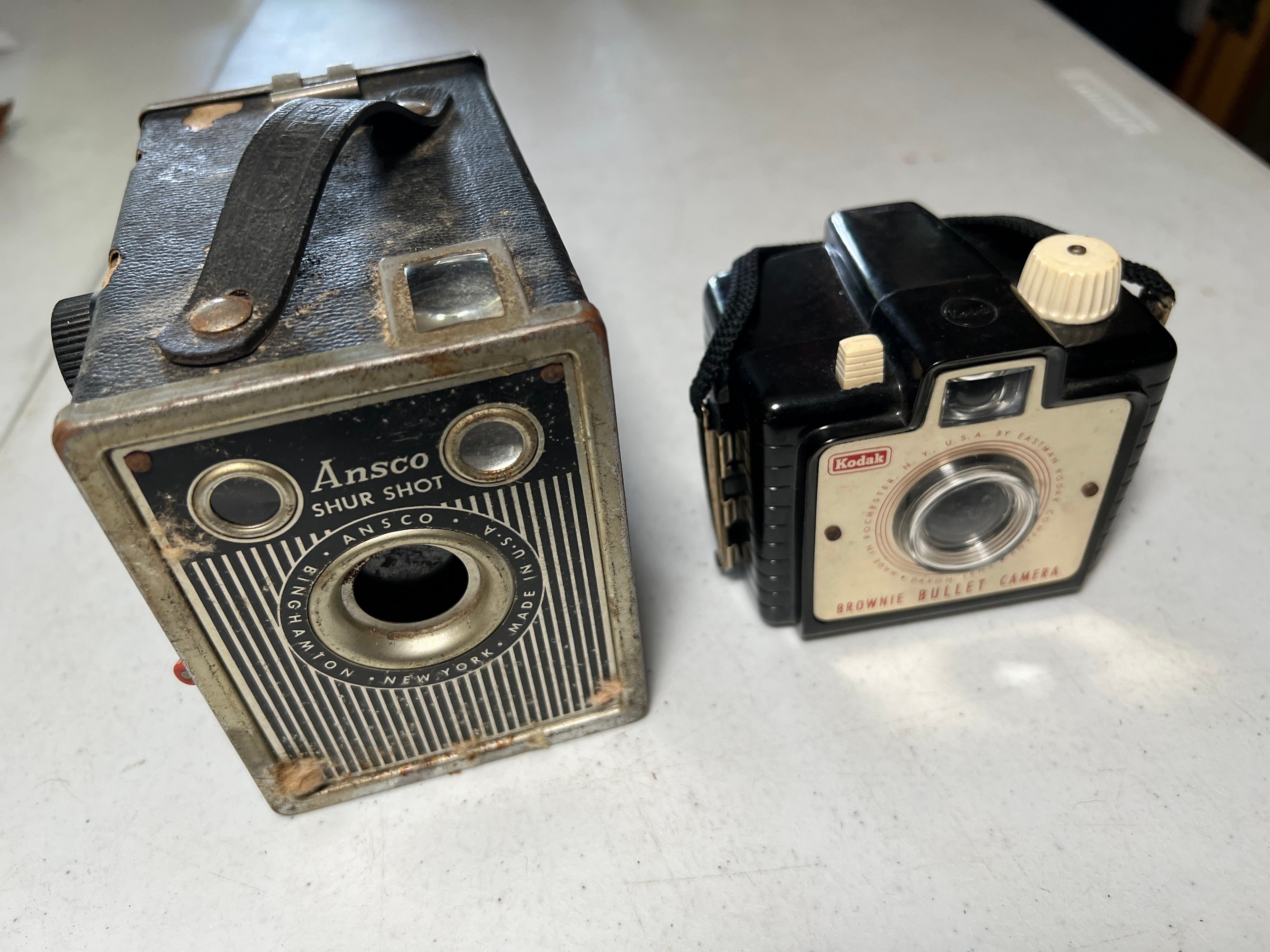 Cámara vintage Kodak Brownie Bullet COMO NUEVA